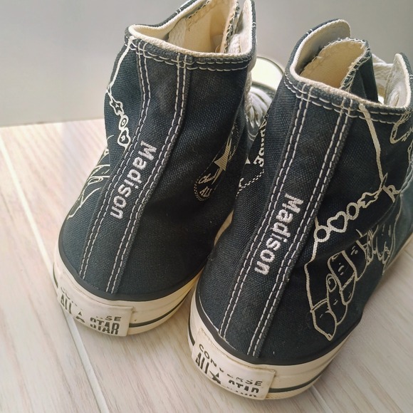 Converse‎ Hi Top Millie Bobby Brown Madison Black Womens 9.5, Mens 7.5 Rare - Picture 4 of 8